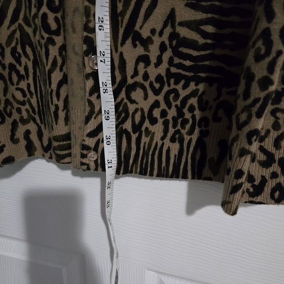 Maggie Barnes Animal Print Sweater Cardigan Women's Sz 1X Brown Black Button-Up - Picture 7 of 7